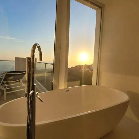 Villa Prachtige Luxevilla Met Infinitypool Costa Adeje (Tenerife)